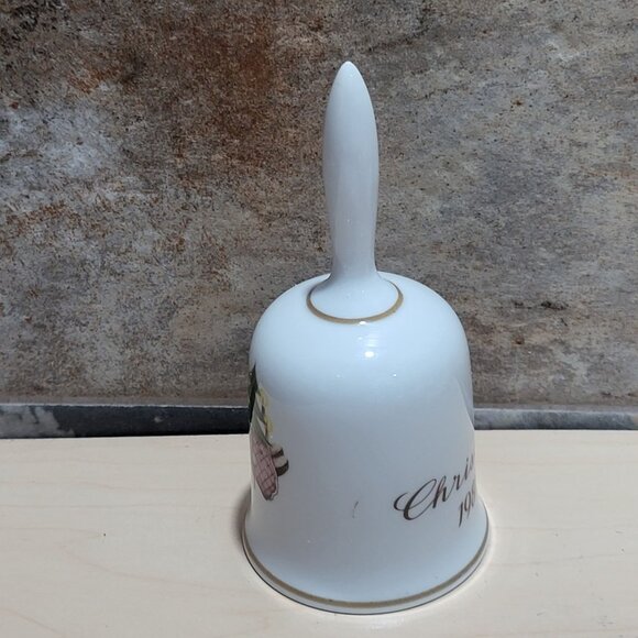 Vintage Porcelain Christmas Hummel Angel Bell 1987 - Picture 5 of 9